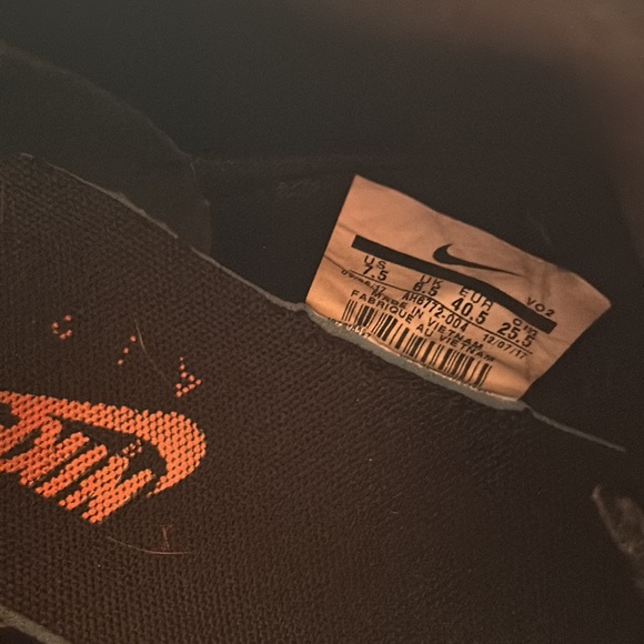 Nike Air Force 270 Safari Mens 7.5 Sneakers Black Hyper Crimson Wolf Grey White - Picture 4 of 8